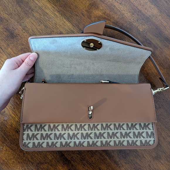 NWOT Michael Kors Greenwich Canvas Monogram Bag - Picture 13 of 17